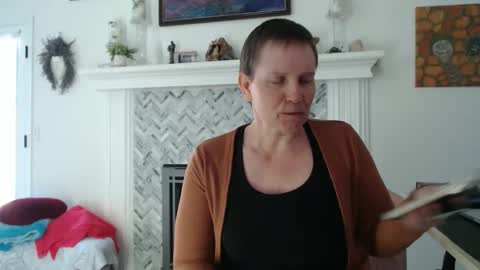 Aurora Willows online show from April 18, 7:29 pm