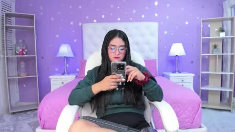 Scarlette  online show from November 6, 3:23 am