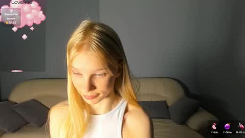 Kira online show from October 30, 5:32 am