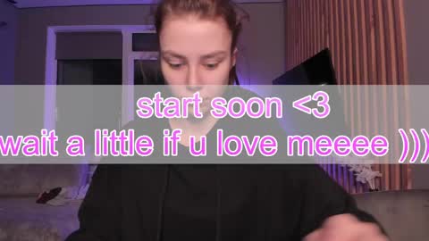 Lily 3 online show from May 3, 7:28 pm