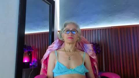 Miss Monserrate online show from March 7, 2:24 pm