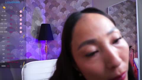 Rei online show from November 7, 1:28 pm