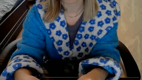 1your_hot_girls online show from March 2, 11:09 am