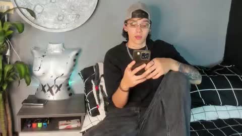 360enmedallo online show from October 22, 3:33 am