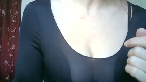 Lilu online show from March 31, 10:04 am