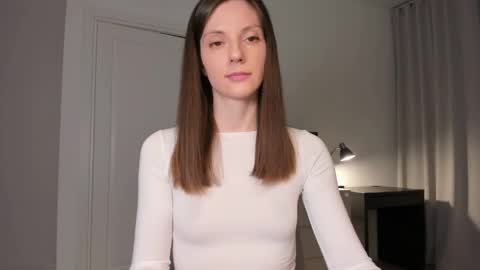 Anna online show from April 29, 8:03 pm