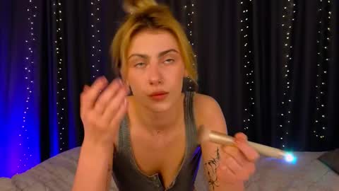 Willow online show from March 26, 9:27 pm