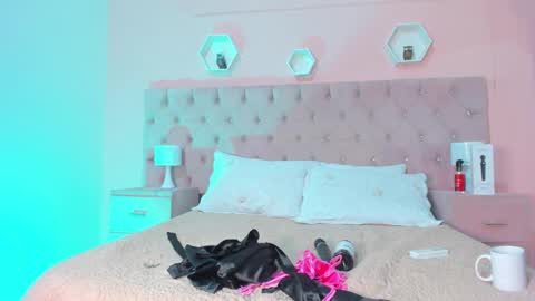 Agatha online show from December 22, 6:48 pm