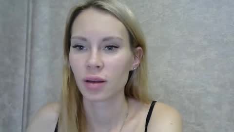 _alex1819 online show from November 28, 9:51 pm