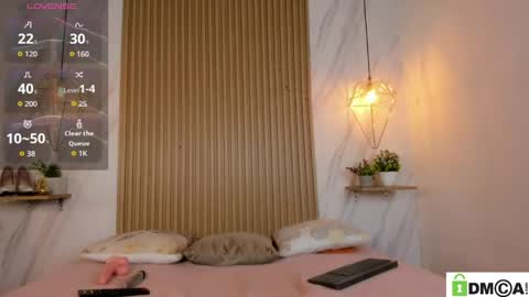 alisson online show from April 11, 2:54 pm