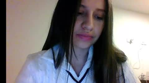 Snapshot of _alyson chatting on October 25, 7:05 am _alyson online show from October 25, 7:05 am