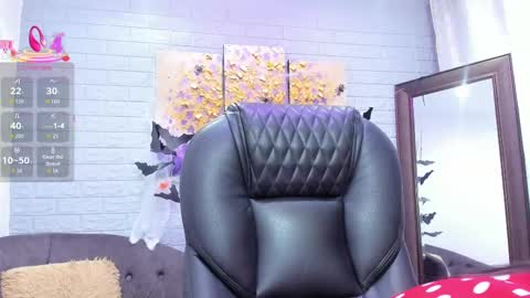      online show from October 30, 8:43 pm