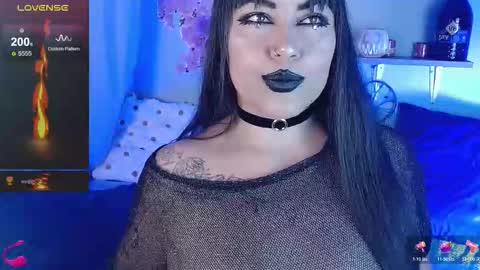 Angie online show from November 9, 4:41 am