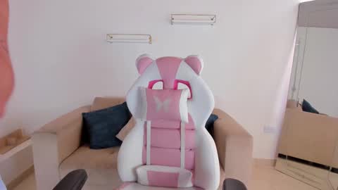    online show from October 2, 1:49 pm