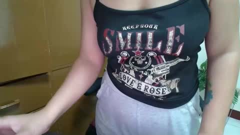 Angie online show from April 3, 2:31 am