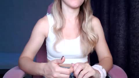 Ashlee Bond online show from October 19, 9:17 pm