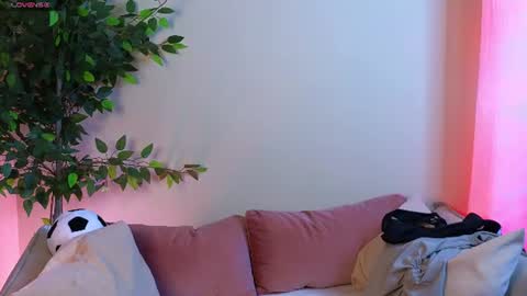 Jess online show from July 10, 4:02 am