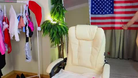 Jess online show from July 2, 3:56 am