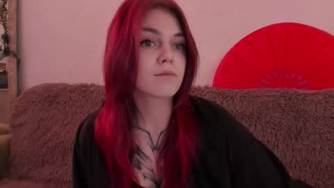 Caroline online show from January 12, 11:15 am