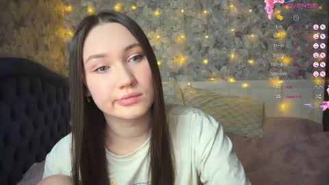 Snapshot of _chloe_miller_ chatting on March 1, 4:33 pm _chloe_miller_ online show from March 1, 4:33 pm