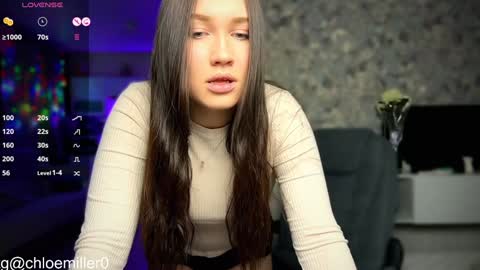 Snapshot of _chloe_miller_ chatting on January 22, 6:10 pm _chloe_miller_ online show from January 22, 6:10 pm