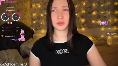 Snapshot of _chloe_miller_ chatting on February 19, 3:27 pm _chloe_miller_ online show from February 19, 3:27 pm