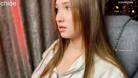 _chloe_miller_ online show from November 22, 6:54 pm