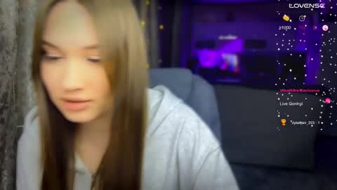 Snapshot of _chloe_miller_ chatting on September 16, 4:37 pm _chloe_miller_ online show from September 16, 4:37 pm