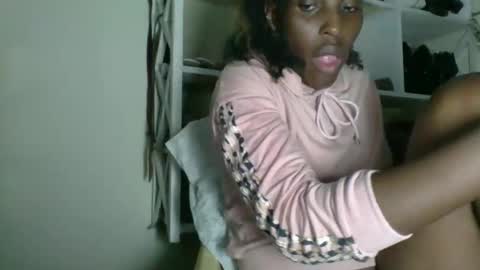 clara online show from April 3, 1:42 pm