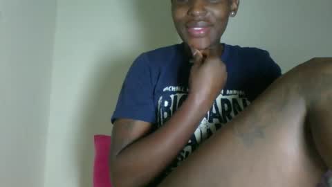 clara online show from April 10, 9:37 am