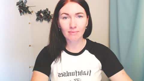 _cutie_and_shy_ online show from August 3, 7:01 am