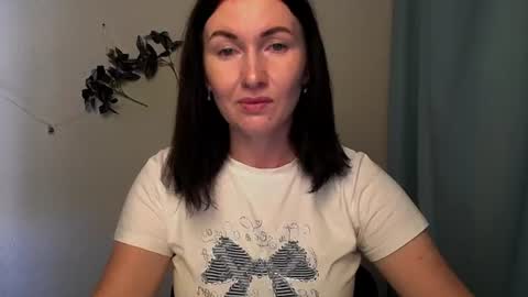 _cutie_and_shy_ online show from June 18, 6:59 am