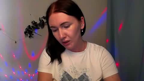 _cutie_and_shy_ online show from June 18, 9:14 am