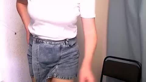 _cutie_and_shy_ online show from June 20, 8:29 am