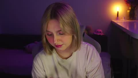 Ri   online show from November 2, 4:21 pm