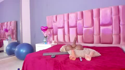 SANDY online show from February 12, 8:29 pm