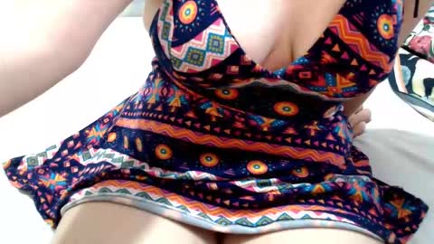 Snapshot of _ellie_destiny_xxx chatting on December 16, 8:52 am _ellie_destiny_xxx online show from December 16, 8:52 am
