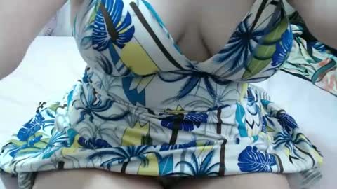 Snapshot of _ellie_destiny_xxx chatting on September 27, 1:02 am _ellie_destiny_xxx online show from September 27, 1:02 am