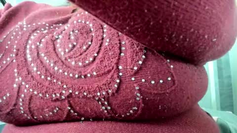 Emily  online show from October 22, 11:26 am