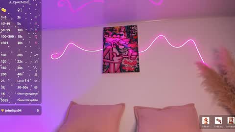 Emily walker online show from April 16, 1:50 am