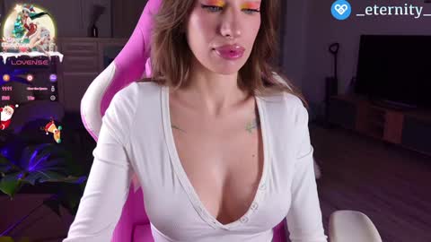 Snapshot of _enternity_ chatting on January 28, 3:35 pm Mia online show from January 28, 3:35 pm