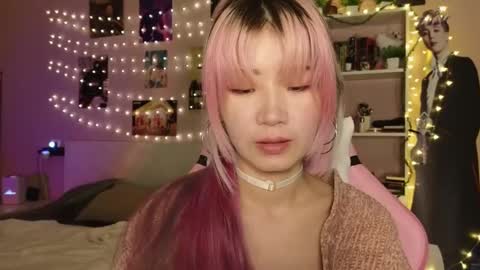 EveEva online show from March 16, 4:26 am