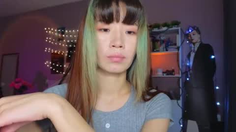 EveEva online show from November 14, 2:55 am