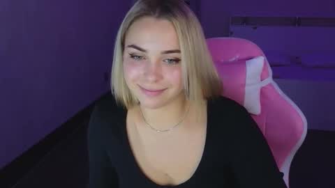 _gravity online show from October 17, 8:12 pm