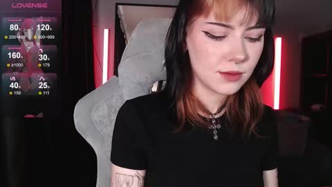 Tori online show from October 11, 9:25 am