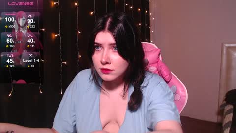 Tori online show from December 10, 9:55 am