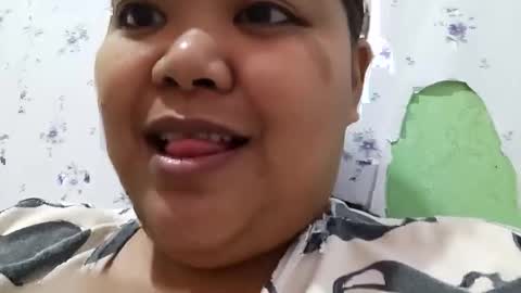 _hershey003 online show from September 8, 11:48 pm