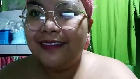 _hershey003 online show from October 15, 1:46 pm