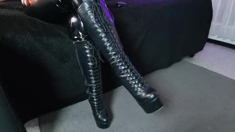 Miss Jade online show from November 26, 12:17 pm