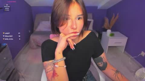 Jasmine online show from December 15, 9:42 pm